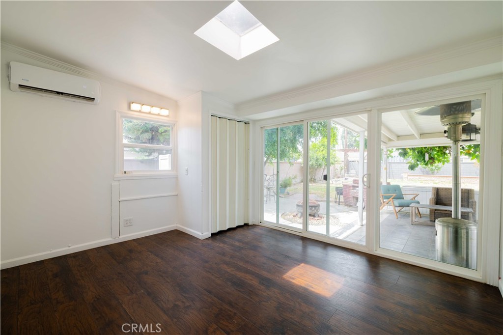 865 W Chester Road