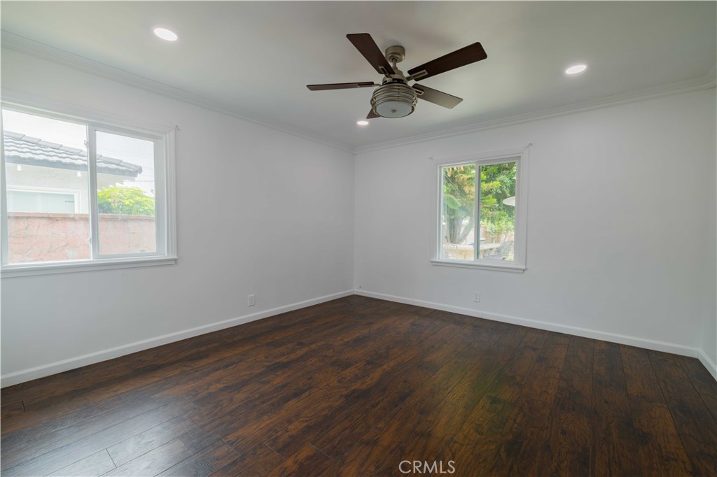 865 W Chester Road