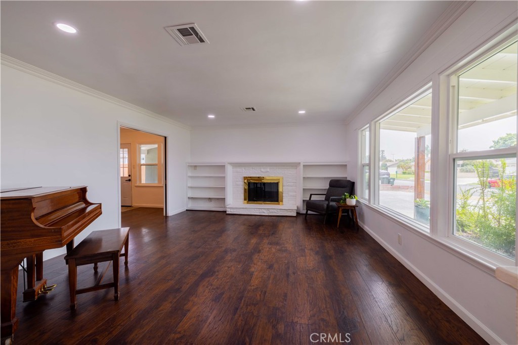865 W Chester Road