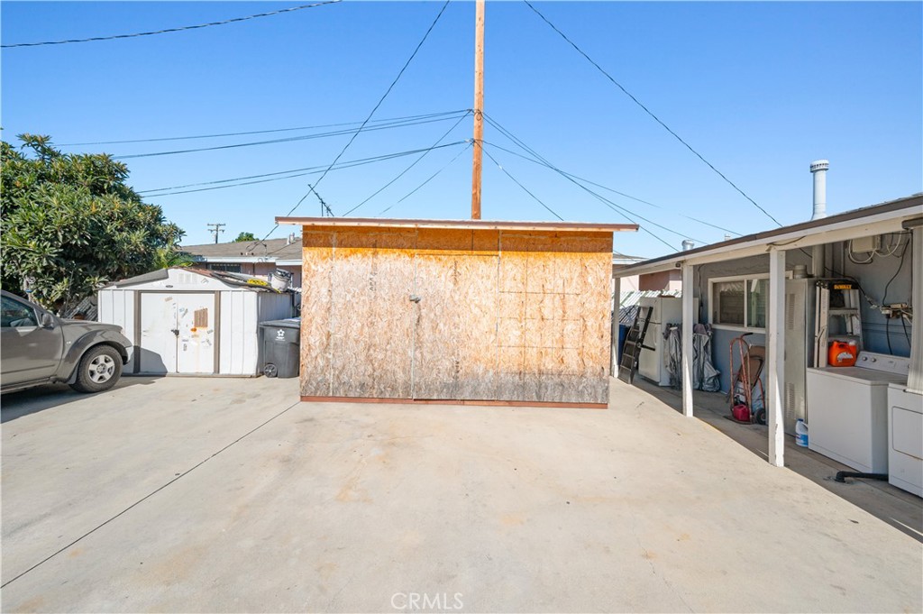 2645 Willard Avenue