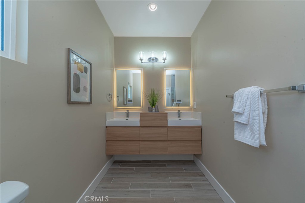 16634 Elmcroft Avenue