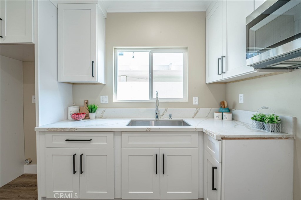 16634 Elmcroft Avenue