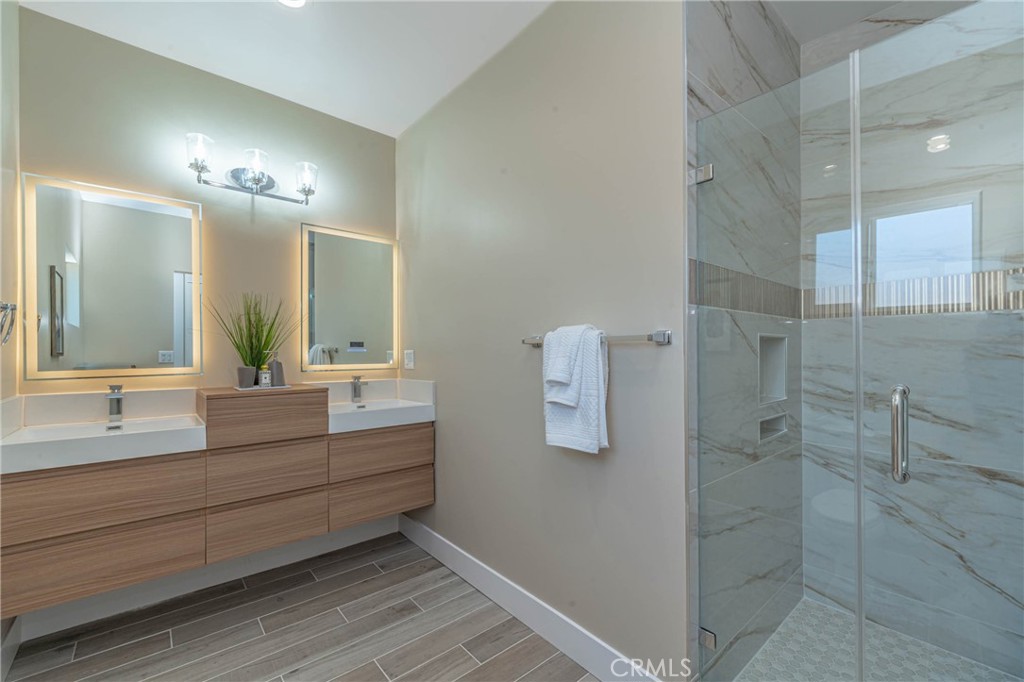 16634 Elmcroft Avenue