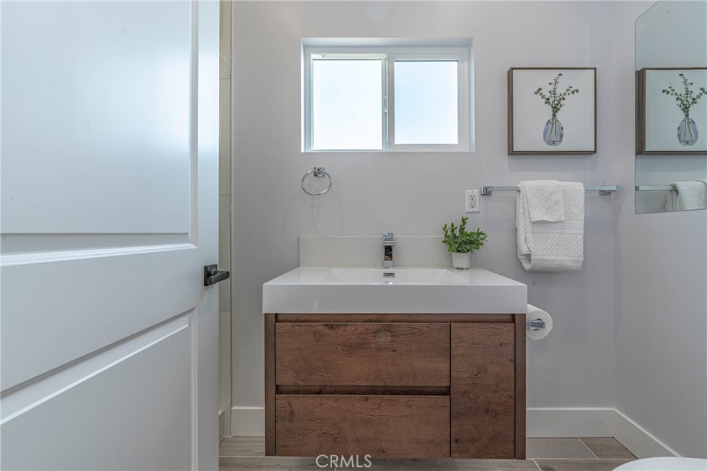 16634 Elmcroft Avenue