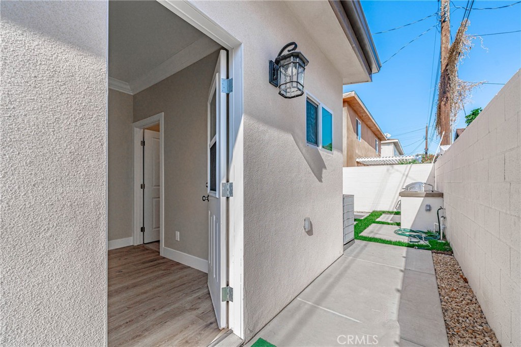 16634 Elmcroft Avenue