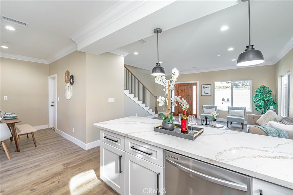 16634 Elmcroft Avenue