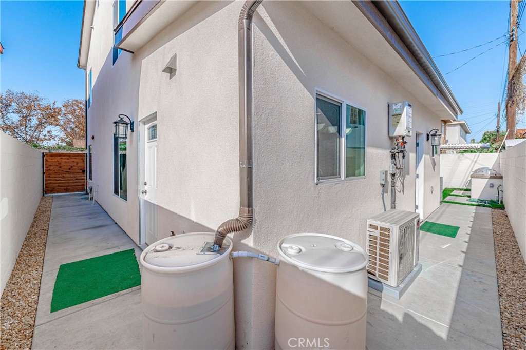 16634 Elmcroft Avenue