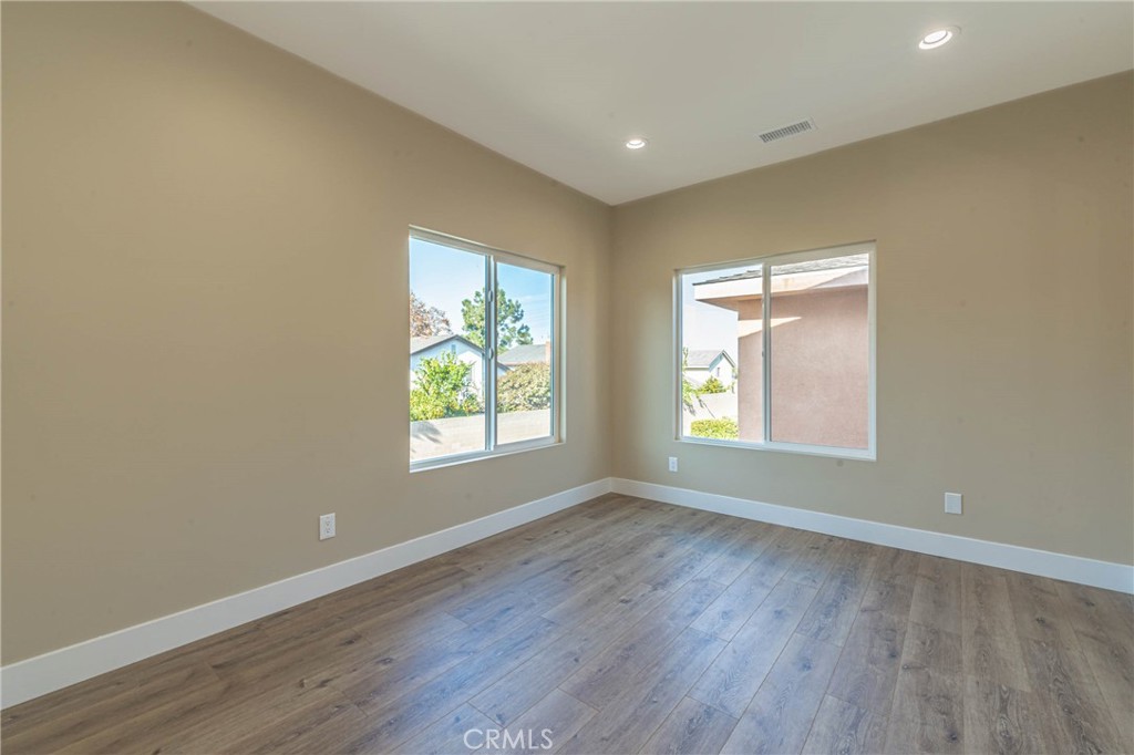 16634 Elmcroft Avenue