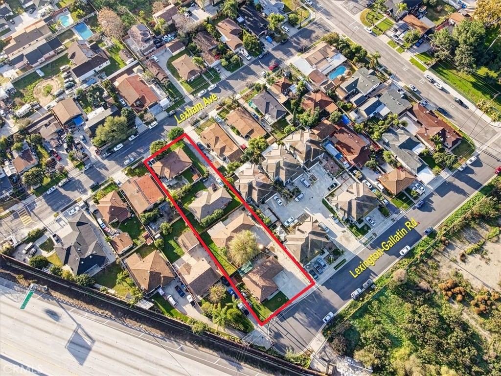 1032 Lexington Gallatin Road