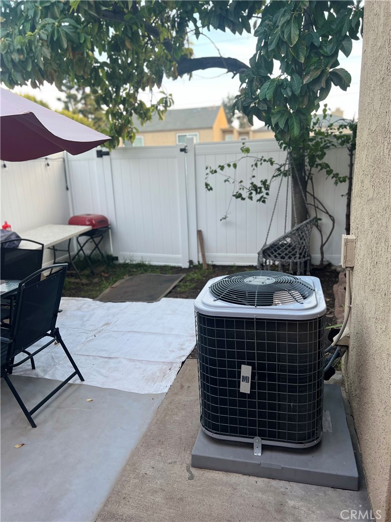 648 S Azusa Avenue 19