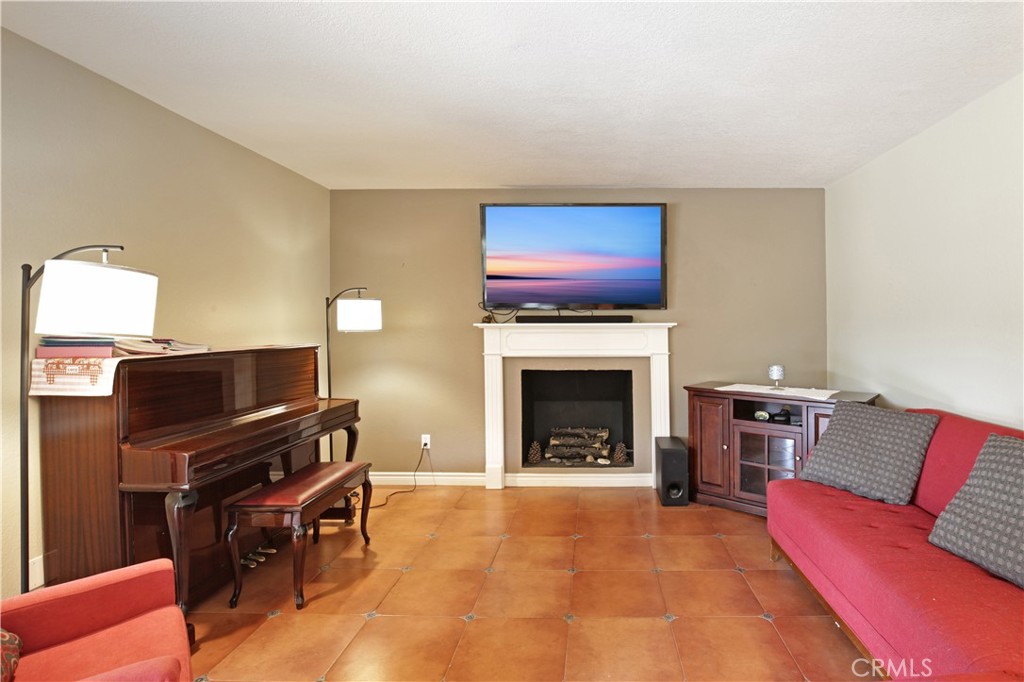 2351 Punta Del Este Drive