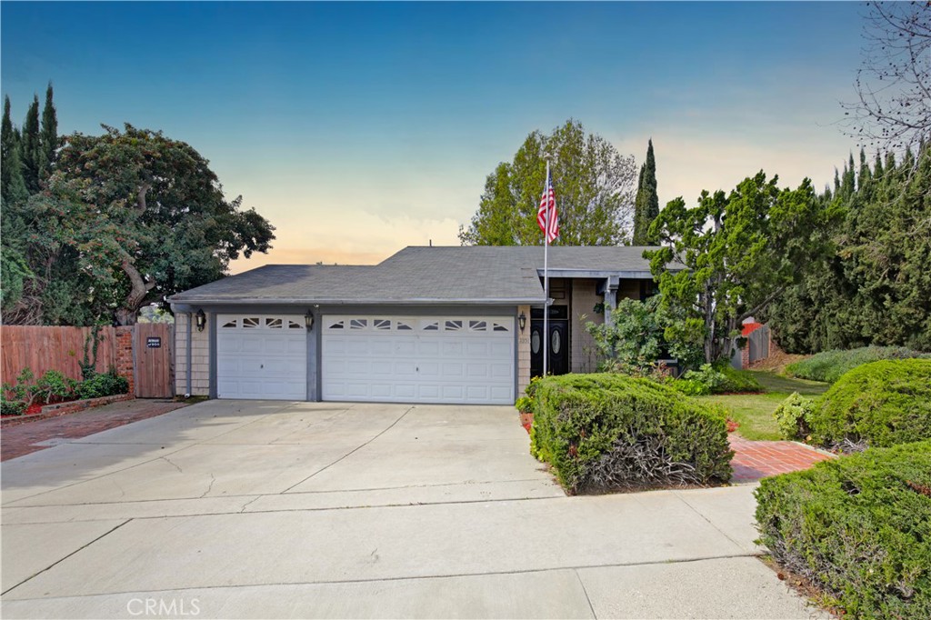 2351 Punta Del Este Drive