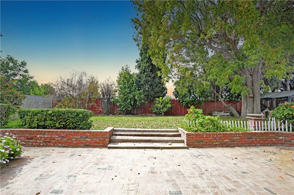 2351 Punta Del Este Drive