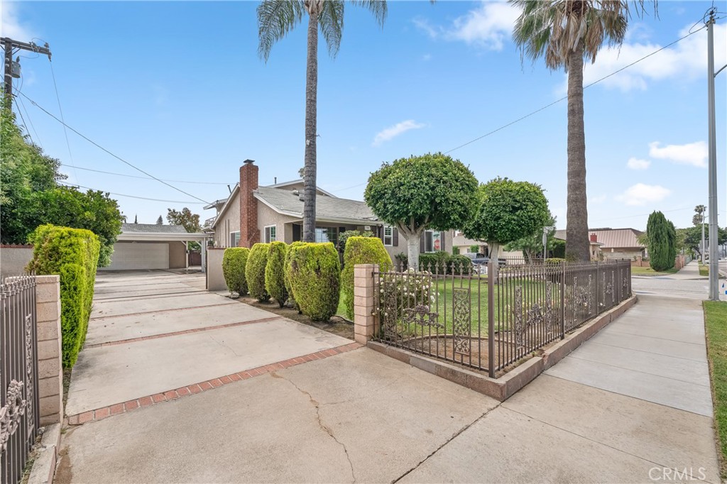744 N Lark Ellen Avenue