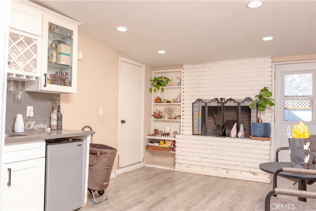 5303 Golden West Avenue