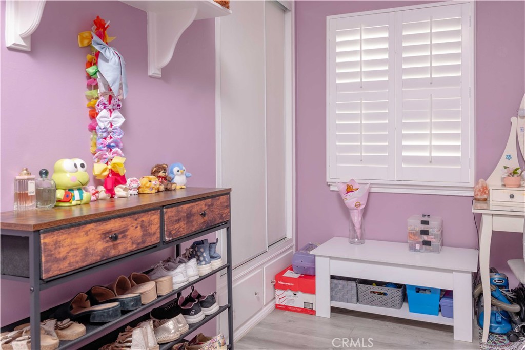 5303 Golden West Avenue