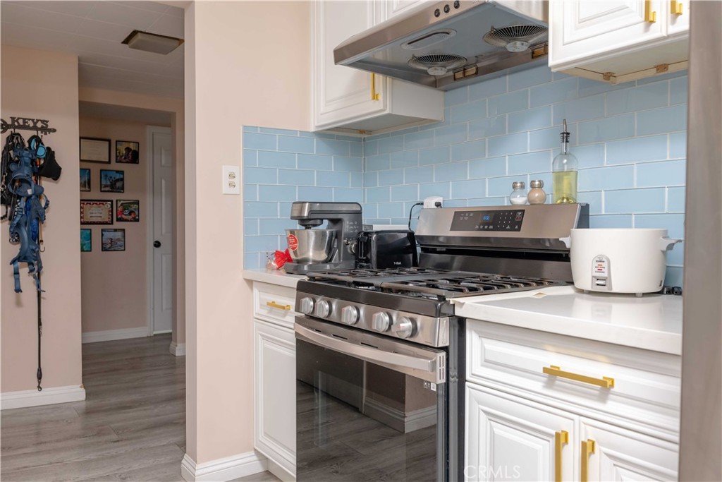 5303 Golden West Avenue