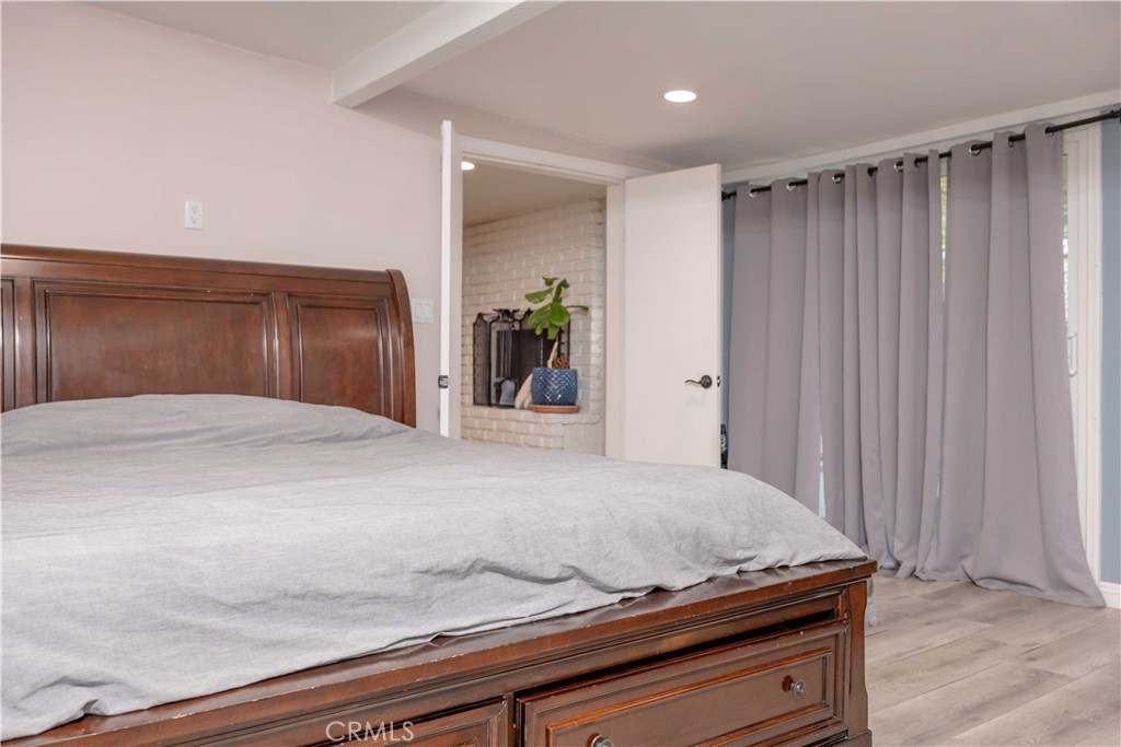 5303 Golden West Avenue