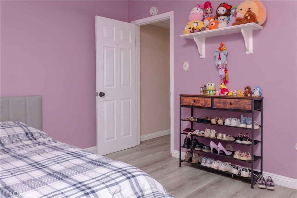 5303 Golden West Avenue