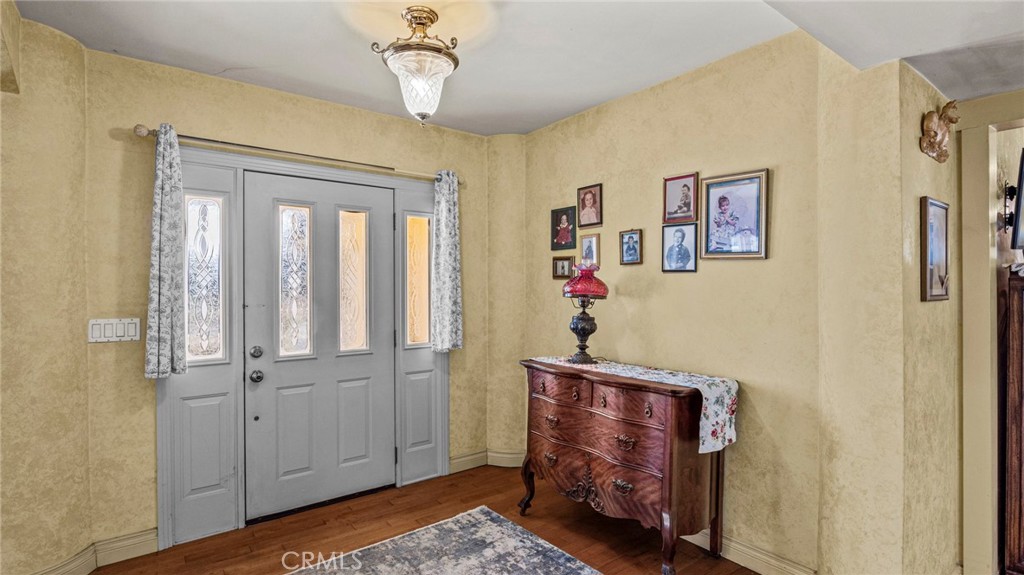 1219 S Santa Anita Avenue