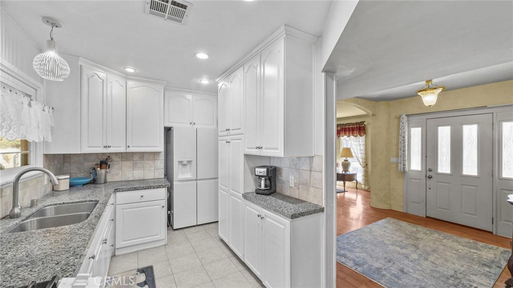 1219 S Santa Anita Avenue