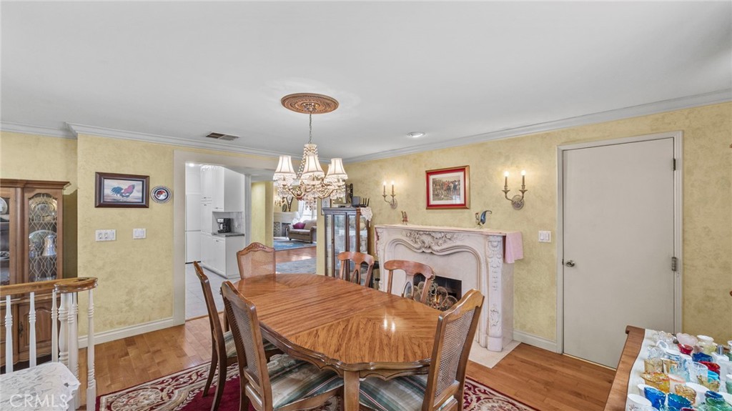 1219 S Santa Anita Avenue