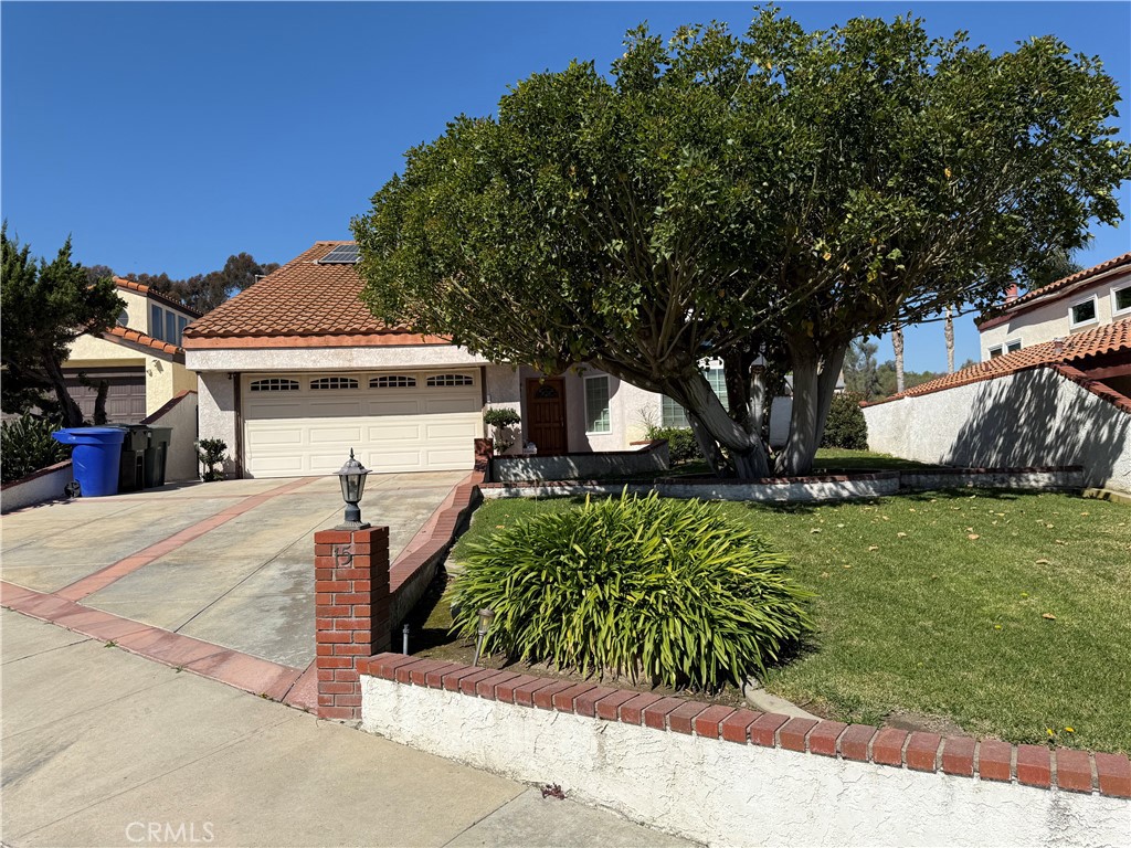 15 Stonegate Circle