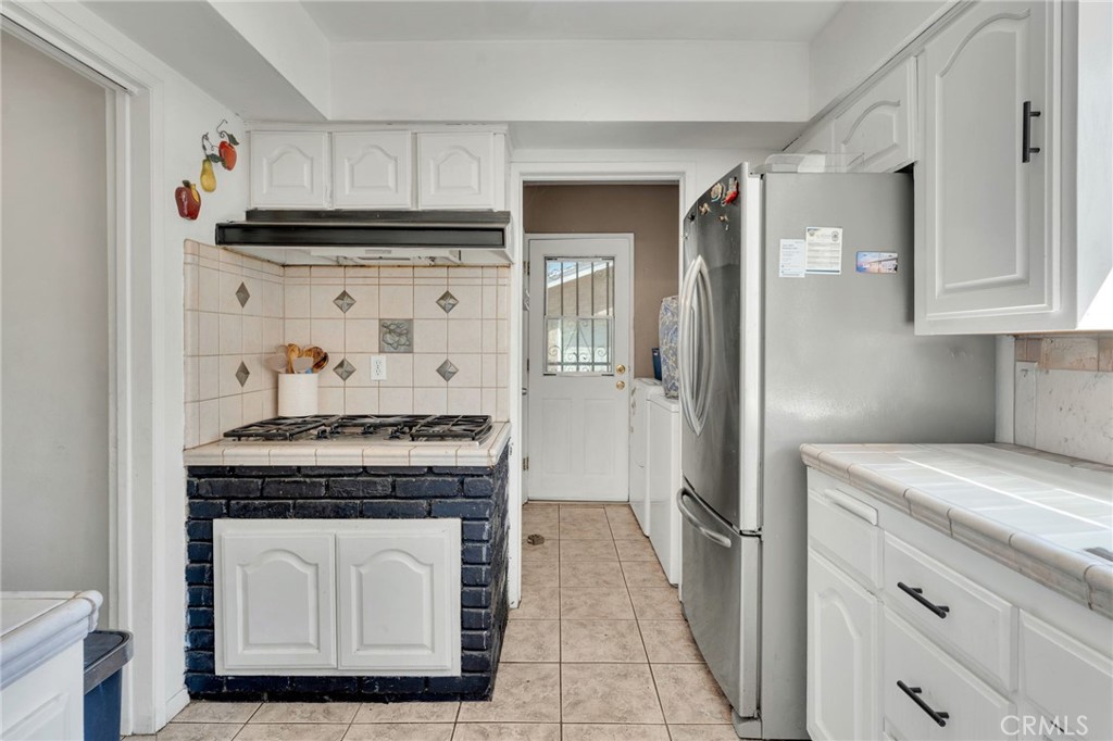 11145 Lambert Avenue