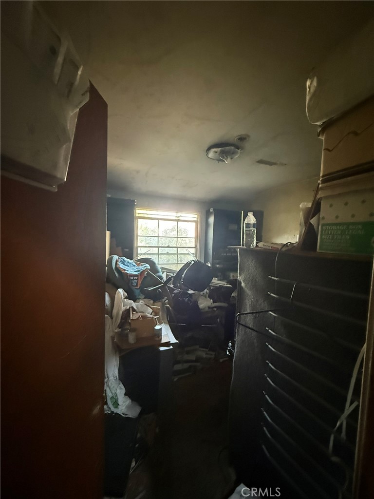 1038 E Herring