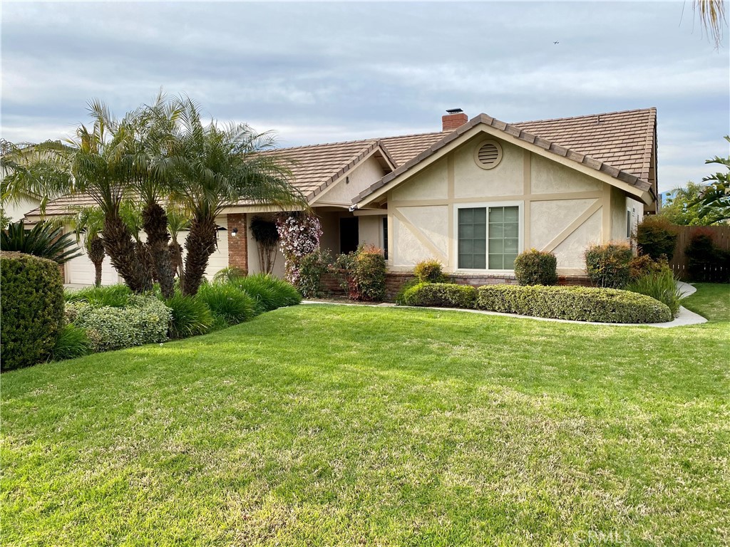 25488 Orange Crest Way