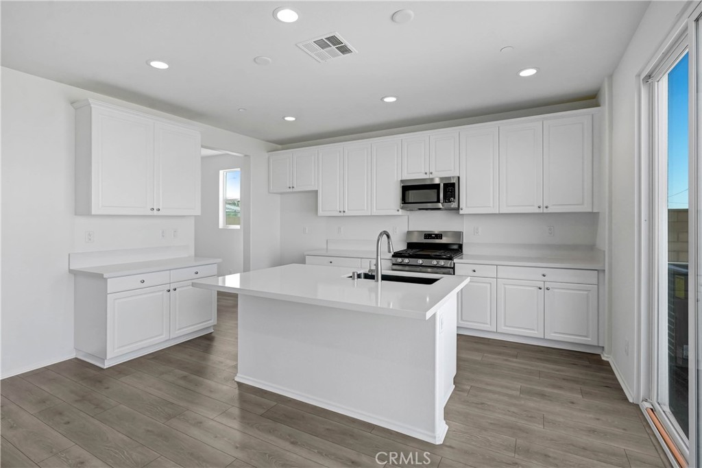 12354 Pinos Verde Lane