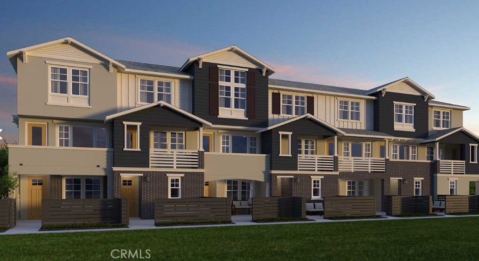 16434 Whittier Boulevard 3