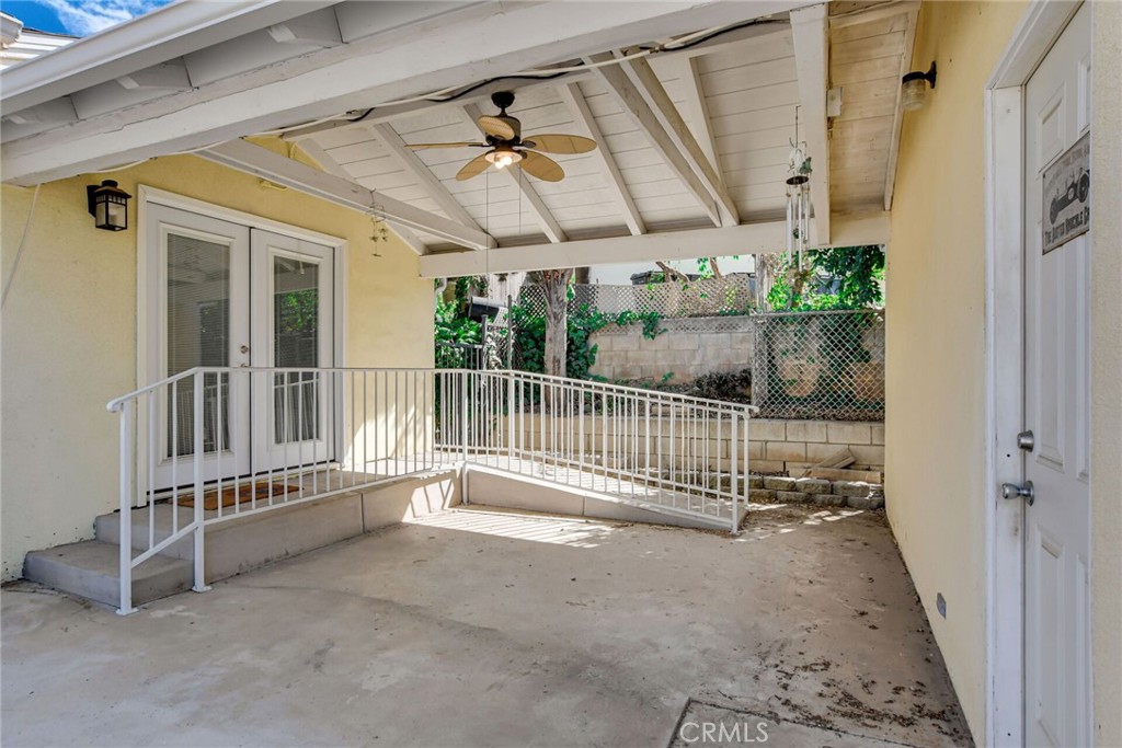 1318 Rolling Hills Road