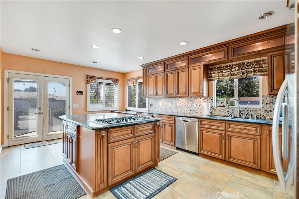1318 Rolling Hills Road