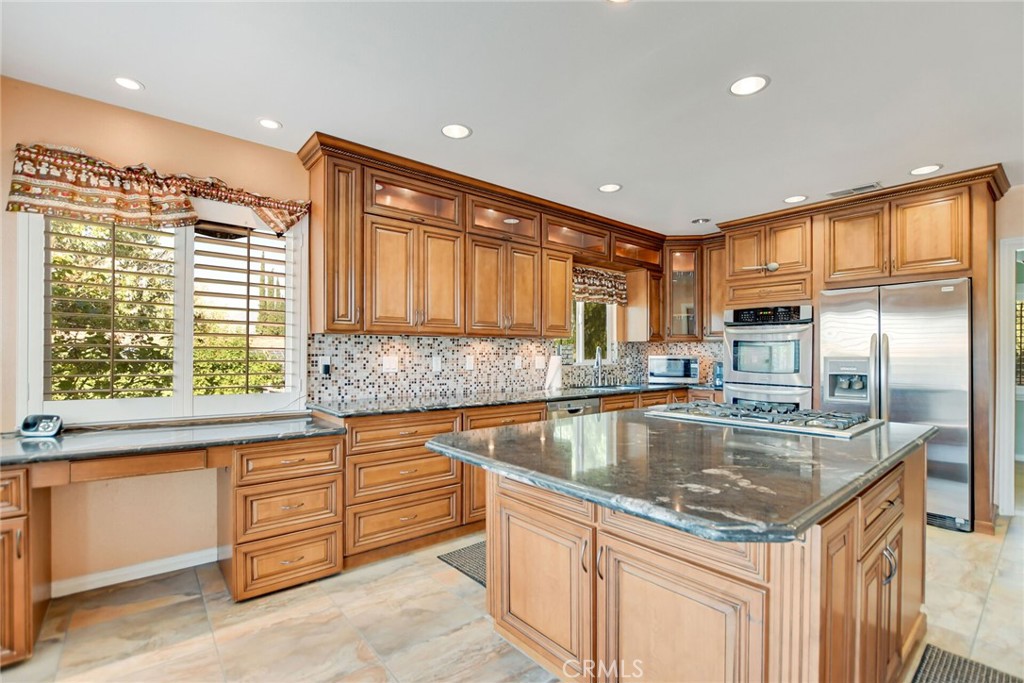 1318 Rolling Hills Road