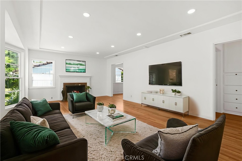 406 S Golden West Avenue