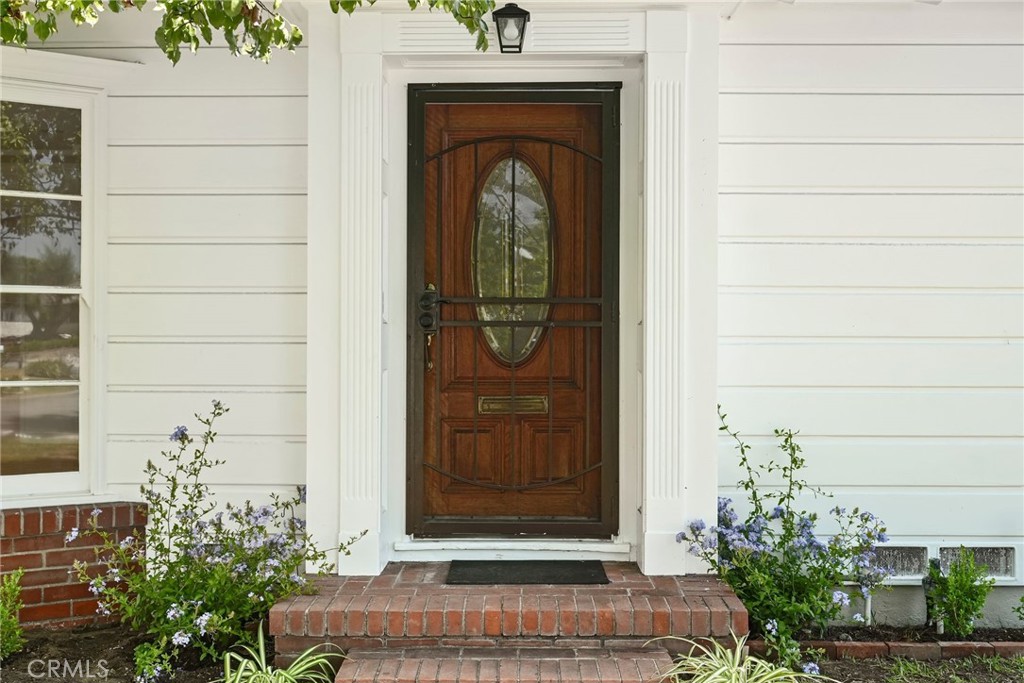 406 S Golden West Avenue