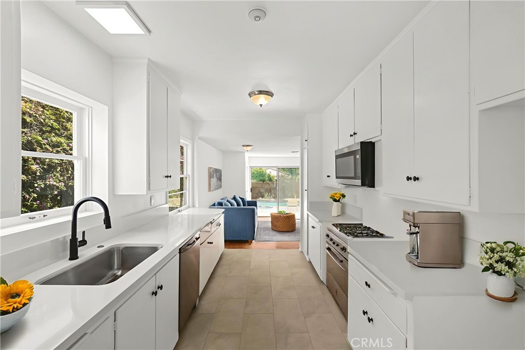 406 S Golden West Avenue