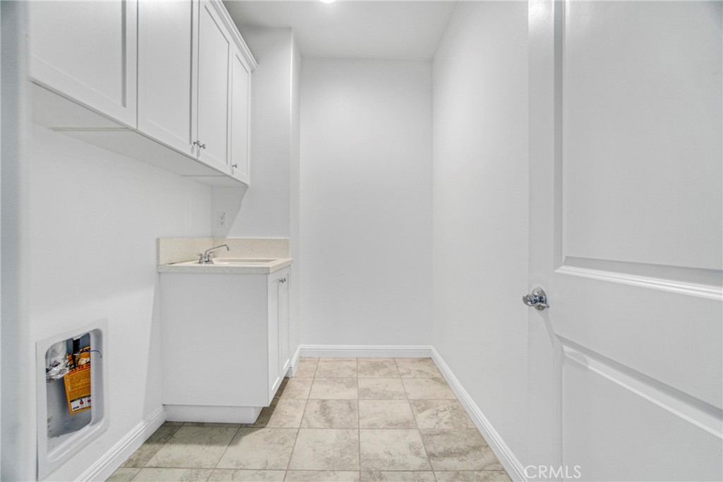 20817 W Bur Oak Circle