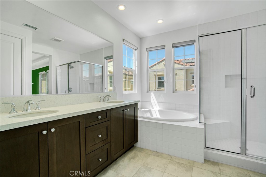 20817 W Bur Oak Circle