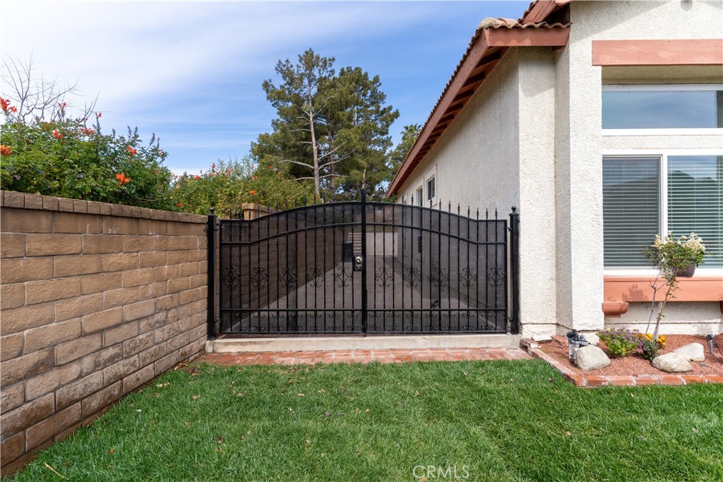 6870 Sorrento Road