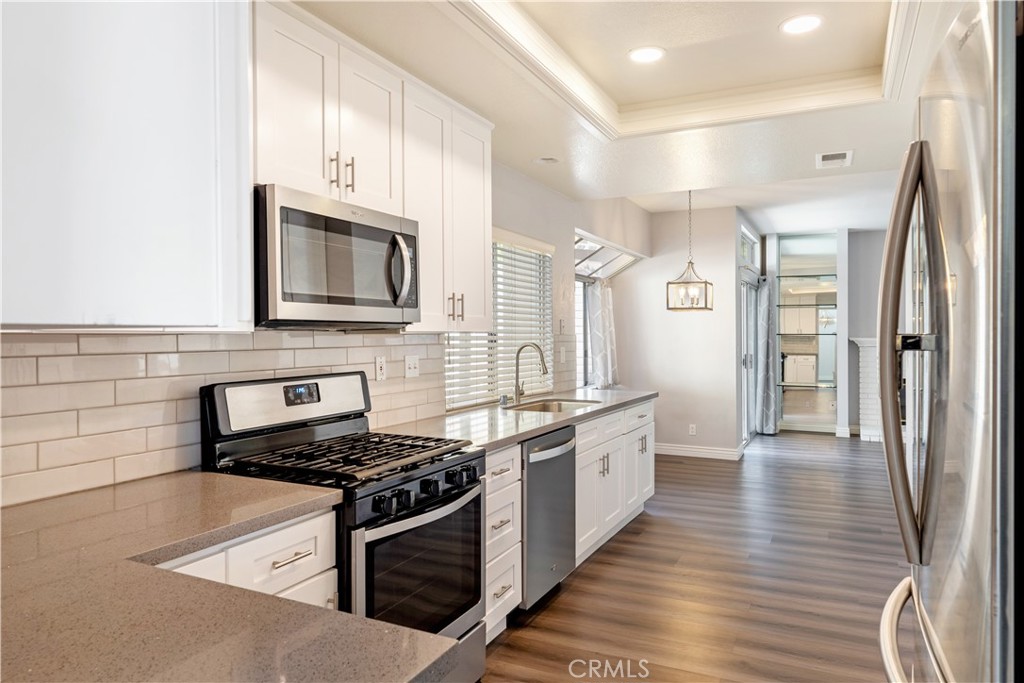 6870 Sorrento Road