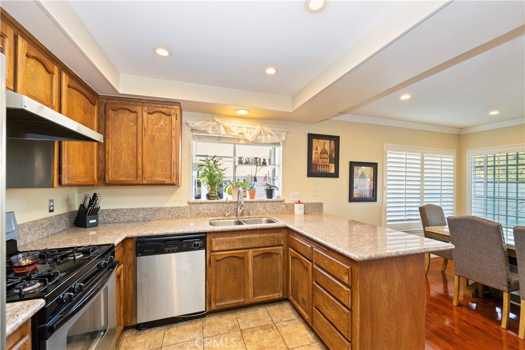 7373 Lemonwood Place