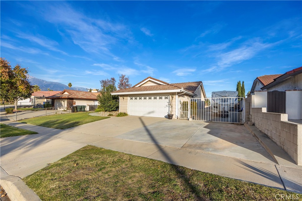 7373 Lemonwood Place