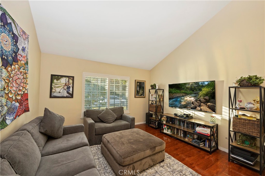 7373 Lemonwood Place