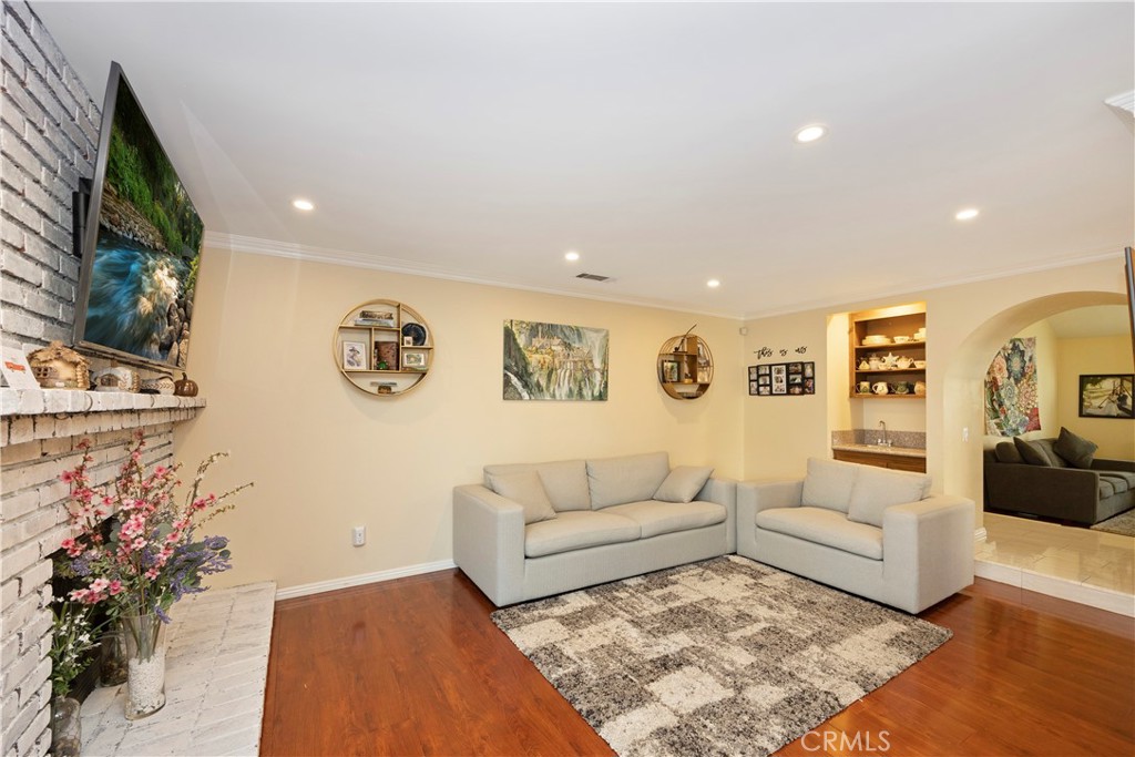 7373 Lemonwood Place