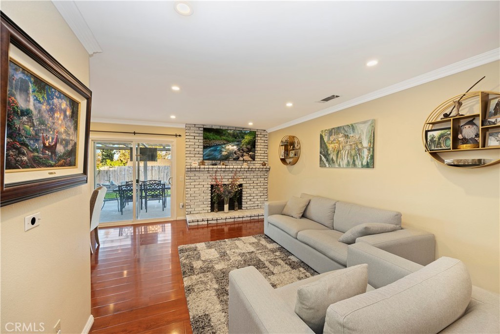 7373 Lemonwood Place