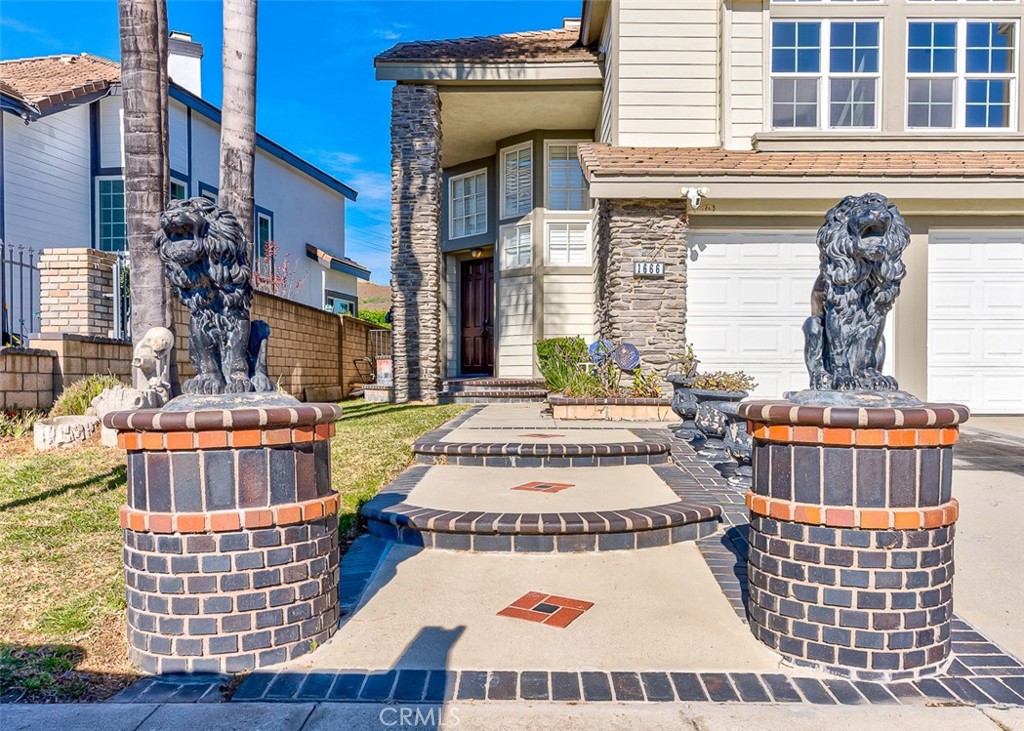 1666 Falling Star Lane
