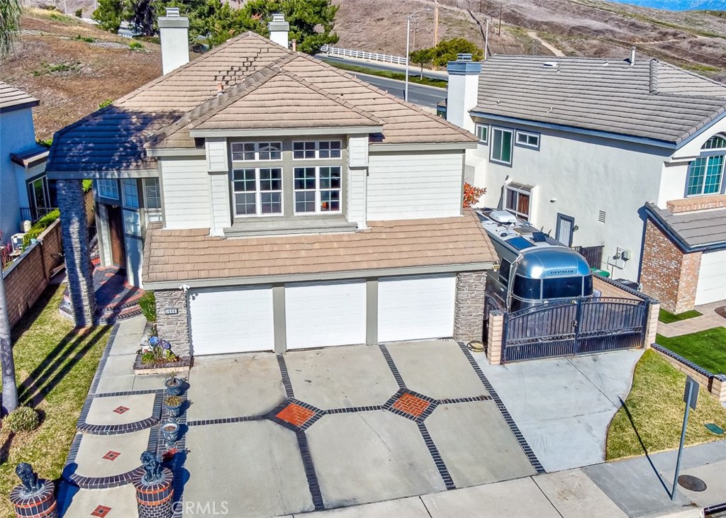 1666 Falling Star Lane