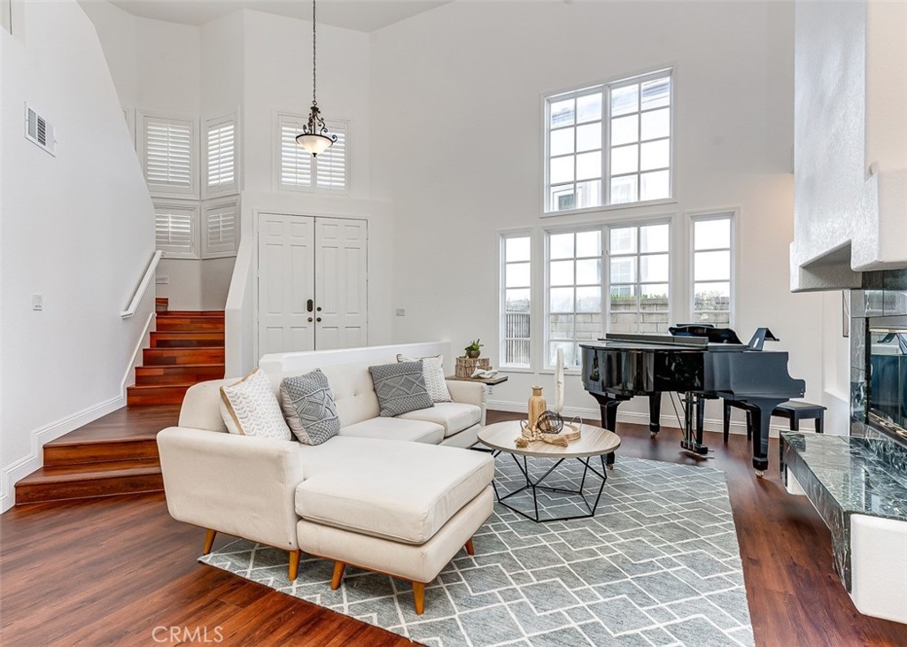 1666 Falling Star Lane